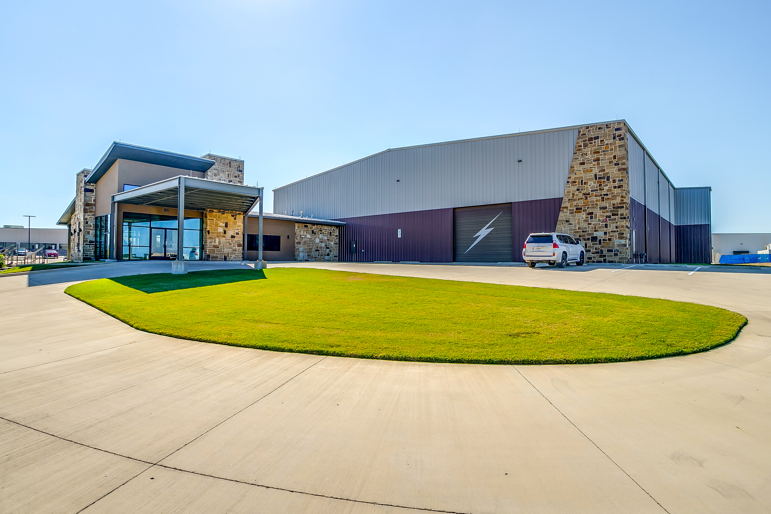 Hicks Hanger project photo 7